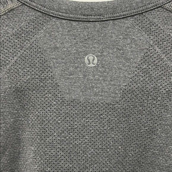 Lululemon Men's Gray Henley Shirt - Picture 3 of 4